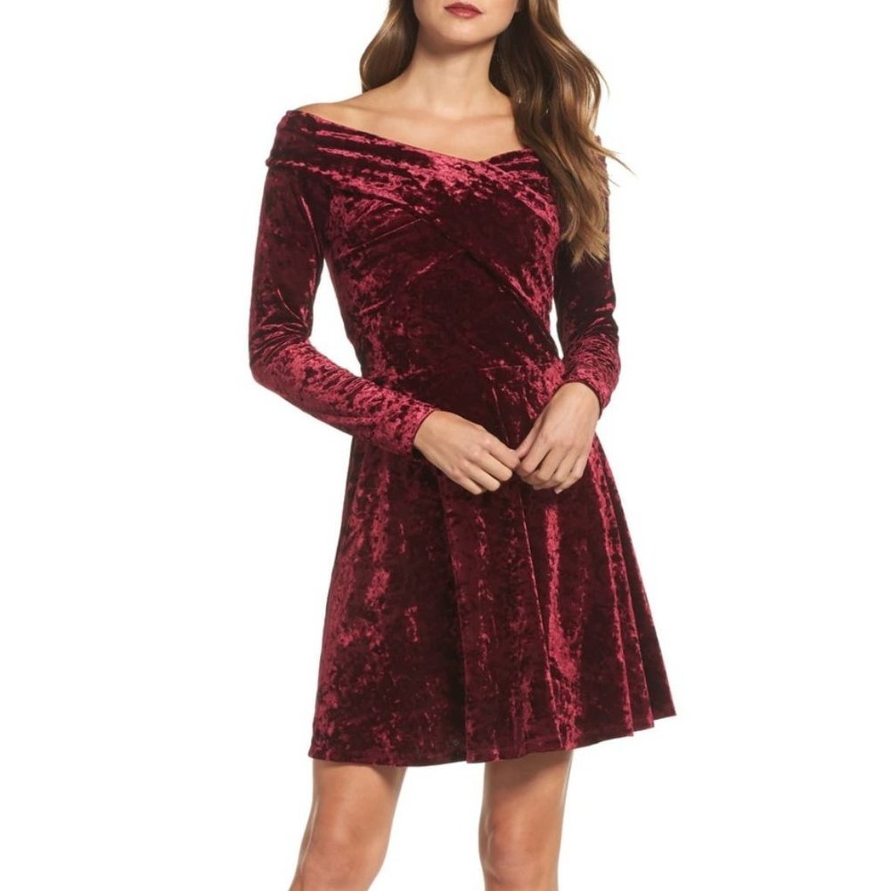 Chelsea28 Off-the-Shoulder Velvet Cocktail Dress M